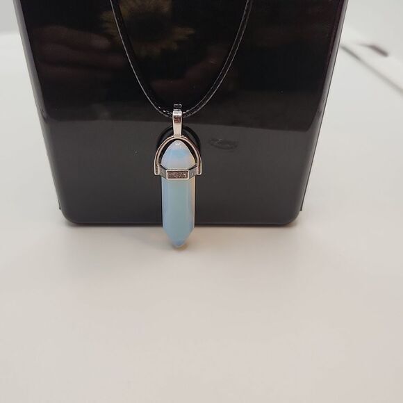 Healing Chakra Crystal Point Necklace Opalite Gemstone Balancing Energy Yoga - Picture 9 of 14